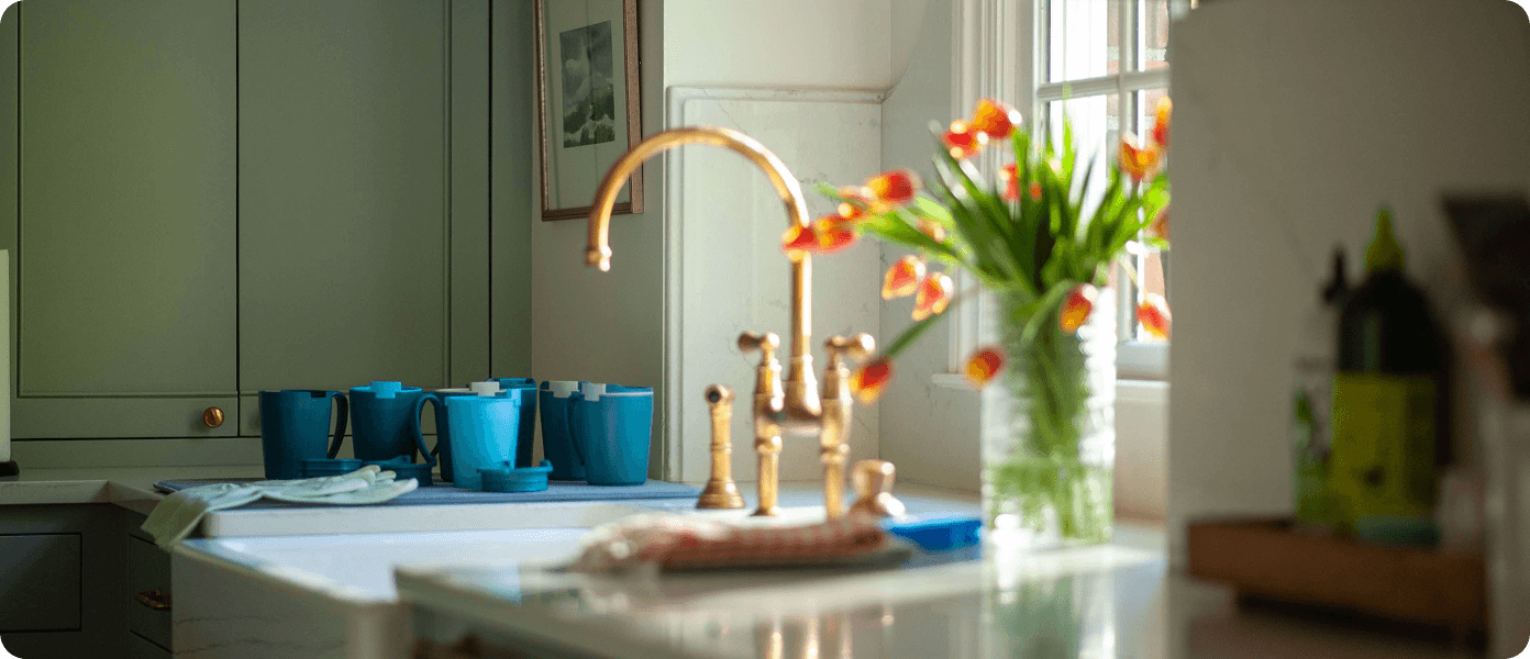 Provale Cup lifestyle — cups on a kitchen counter